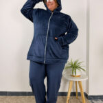 CAMPERA CAPUCHA + PANTALÓN PLUSH