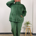 CAMPERA + PANTALÓN PLUSH